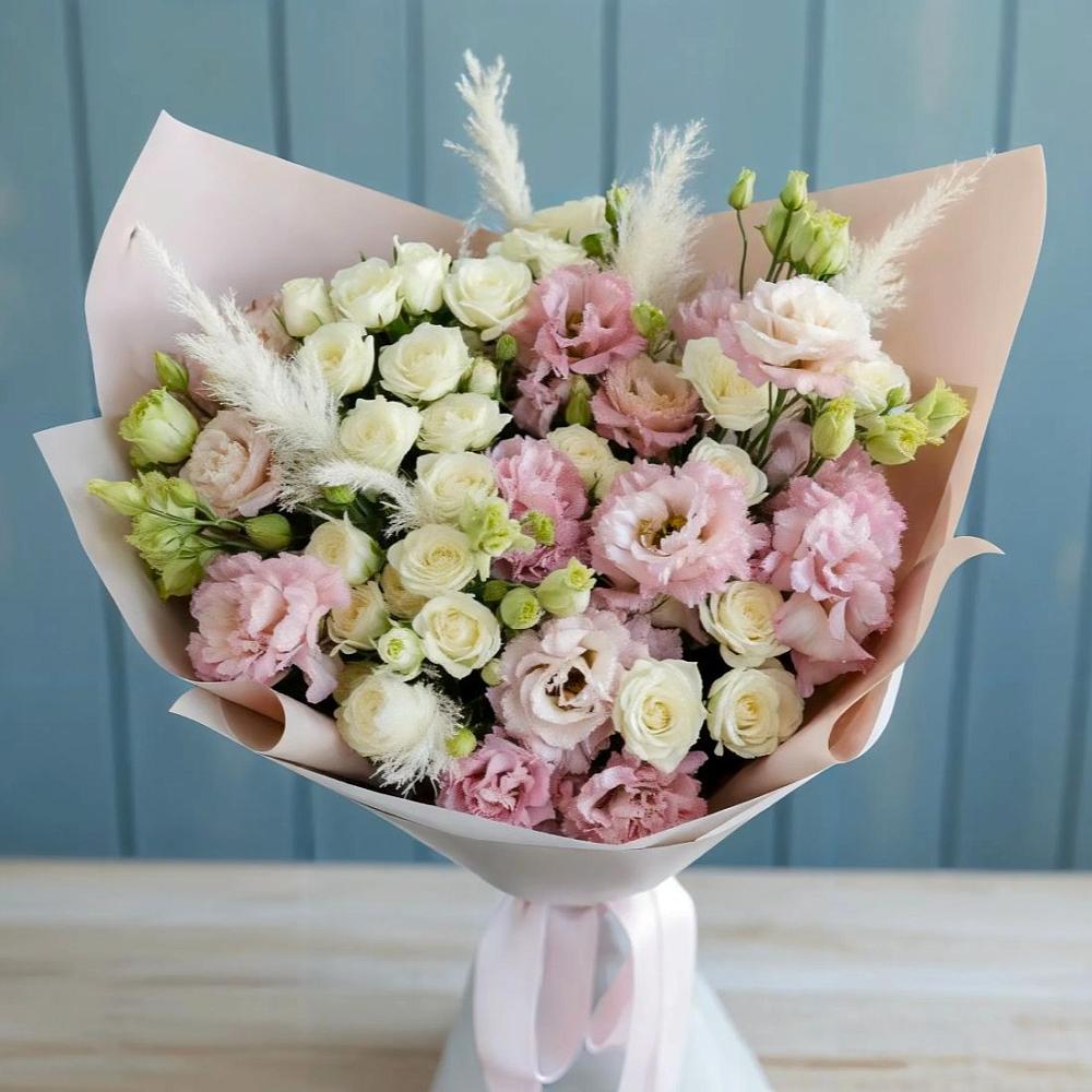 Букет цветов из: Альстромерии и Розы в Старая Станица