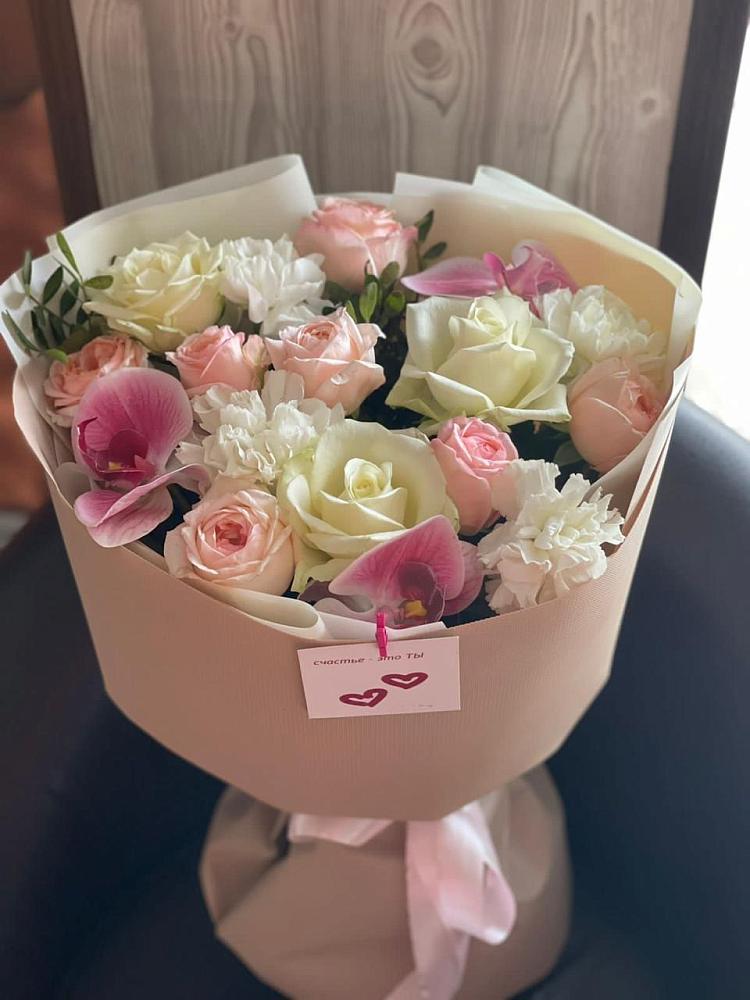 Букет цветов из: Орхидеи, Розы и Гвоздики в Старая Станица