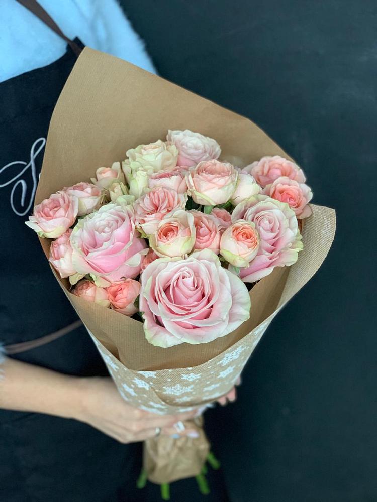 Букет цветов из: Хризантемы и Розы в Старая Станица