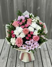 Букет цветов из:  Альстромерии, Гвоздики, Розы и Хризантемы в Старая Станица