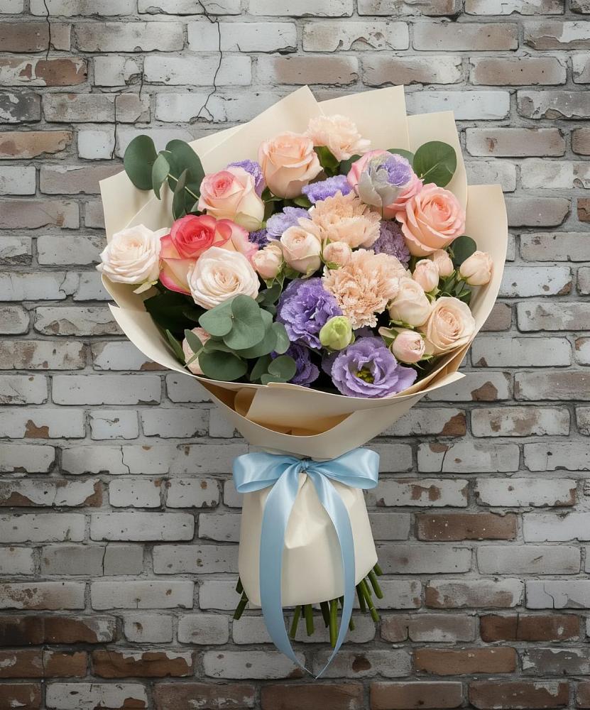 Букет цветов из: Розы, Лизиантусы и Гвоздики в Старая Станица