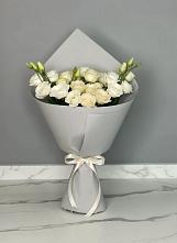 Букет цветов из:  Розы и Лизиантусы в Старая Станица